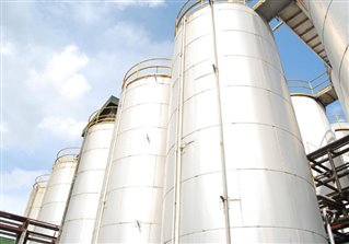 5 chemical tanks at a plant