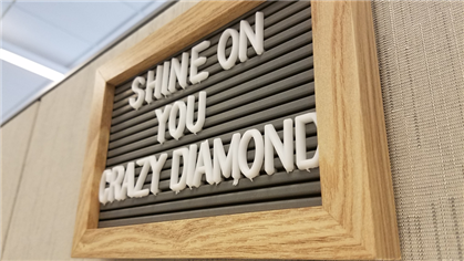 Text: Shine on You Crazy Diamond